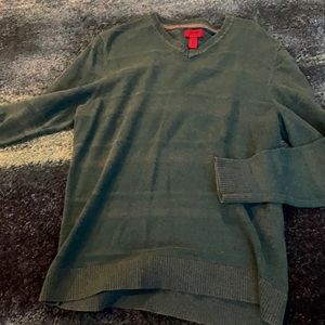 Alfani v neck sweater